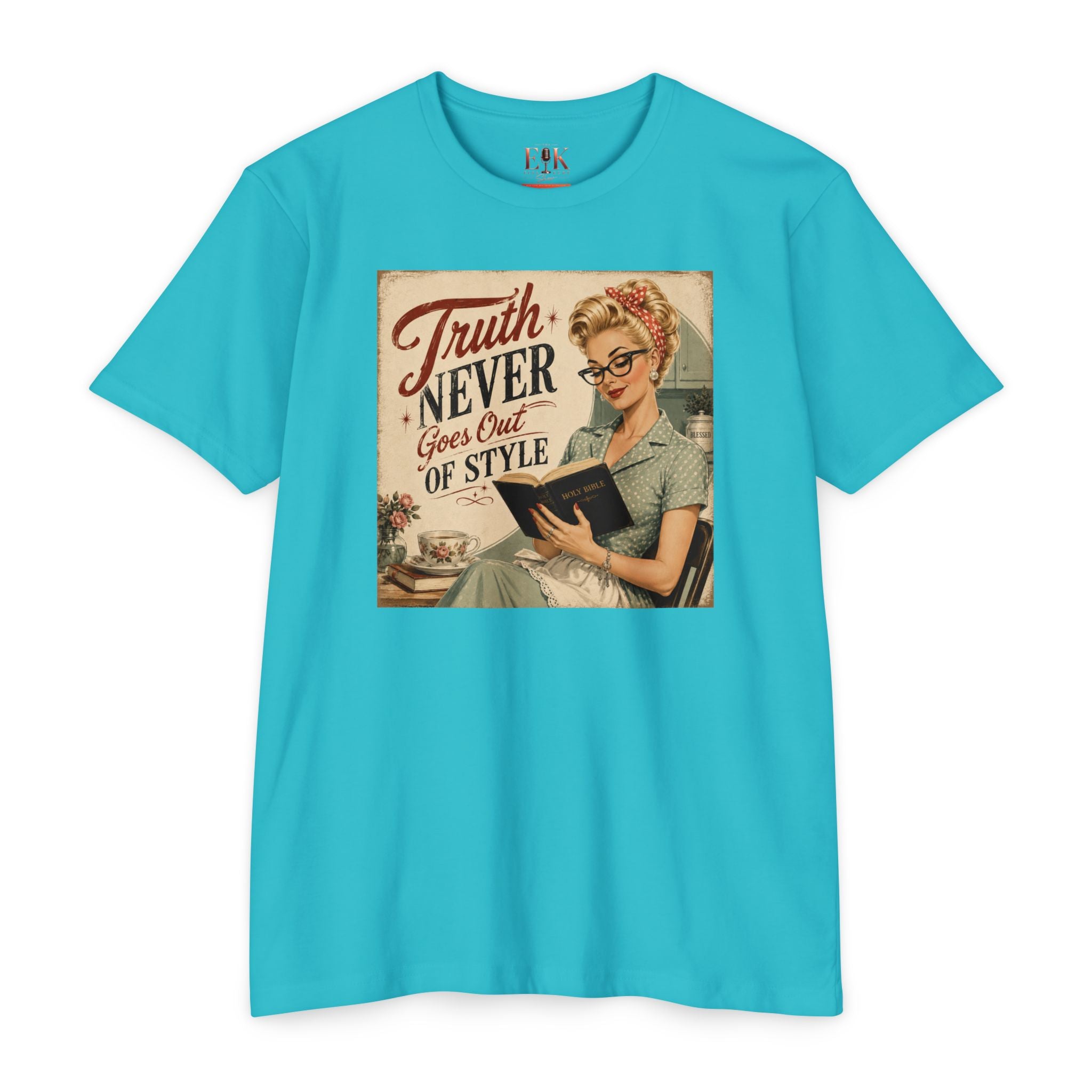Retro Housewife T-Shirt - "Truth Never Goes Out of Style" Vintage Graphic Tee