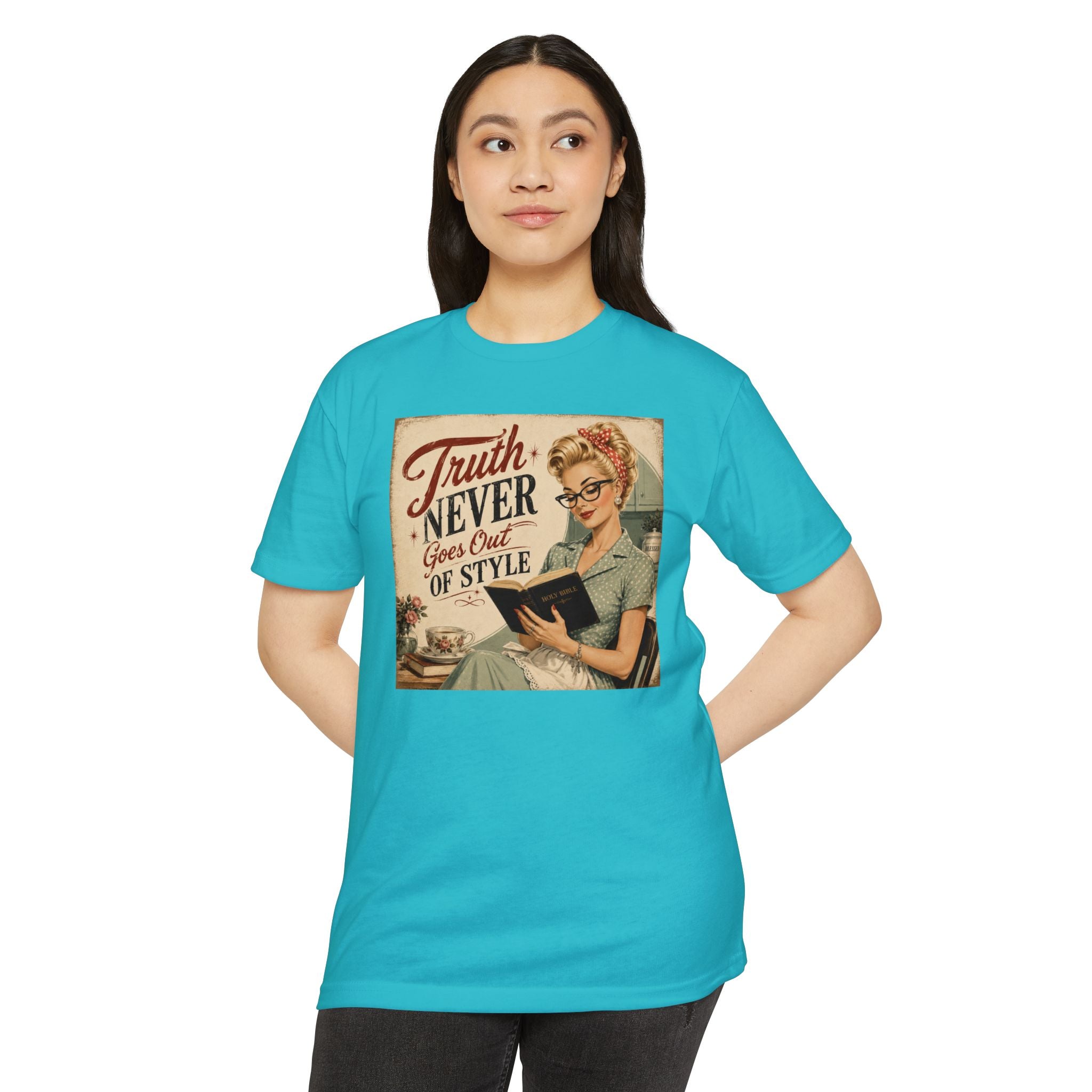 Retro Housewife T-Shirt - "Truth Never Goes Out of Style" Vintage Graphic Tee