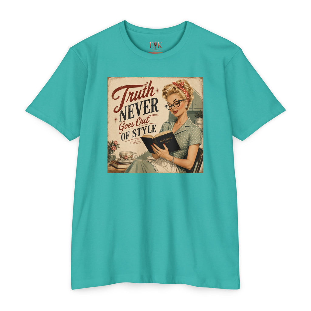 Retro Housewife T-Shirt - "Truth Never Goes Out of Style" Vintage Graphic Tee