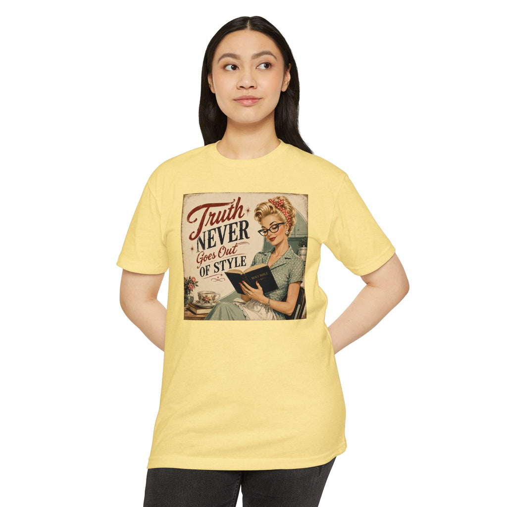Retro Housewife T-Shirt - "Truth Never Goes Out of Style" Vintage Graphic Tee